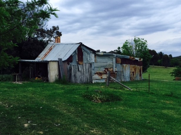 hill-end-iron-house-1