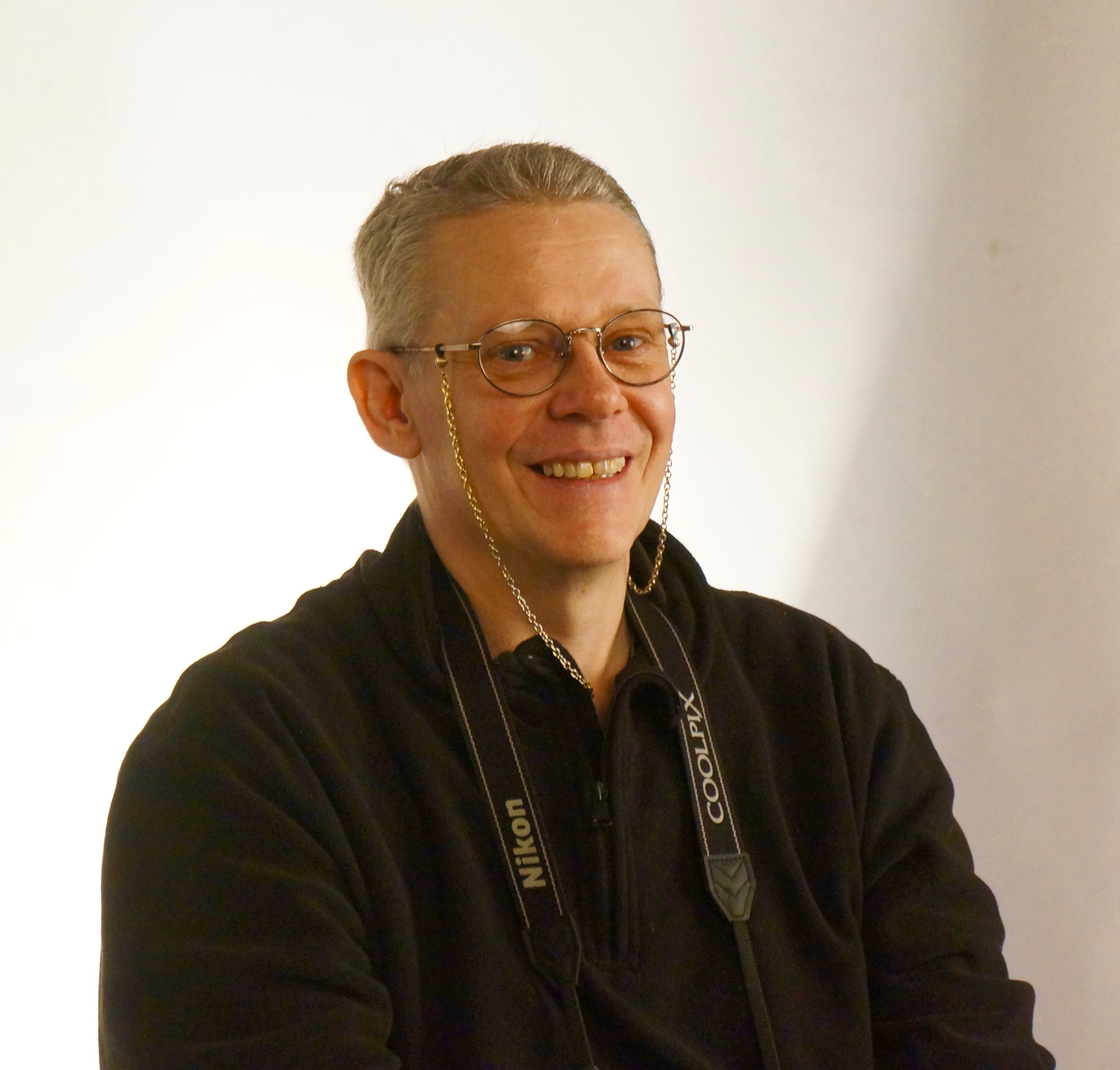 Róbert Ragnarsson Portraits – Annette Hamilton's Image Field